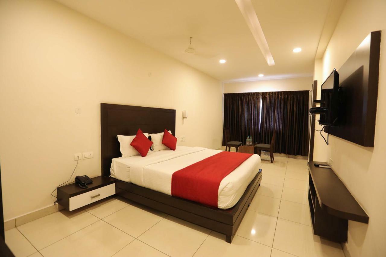 Traders Hotel - Kankanady, Mangalore Extérieur photo