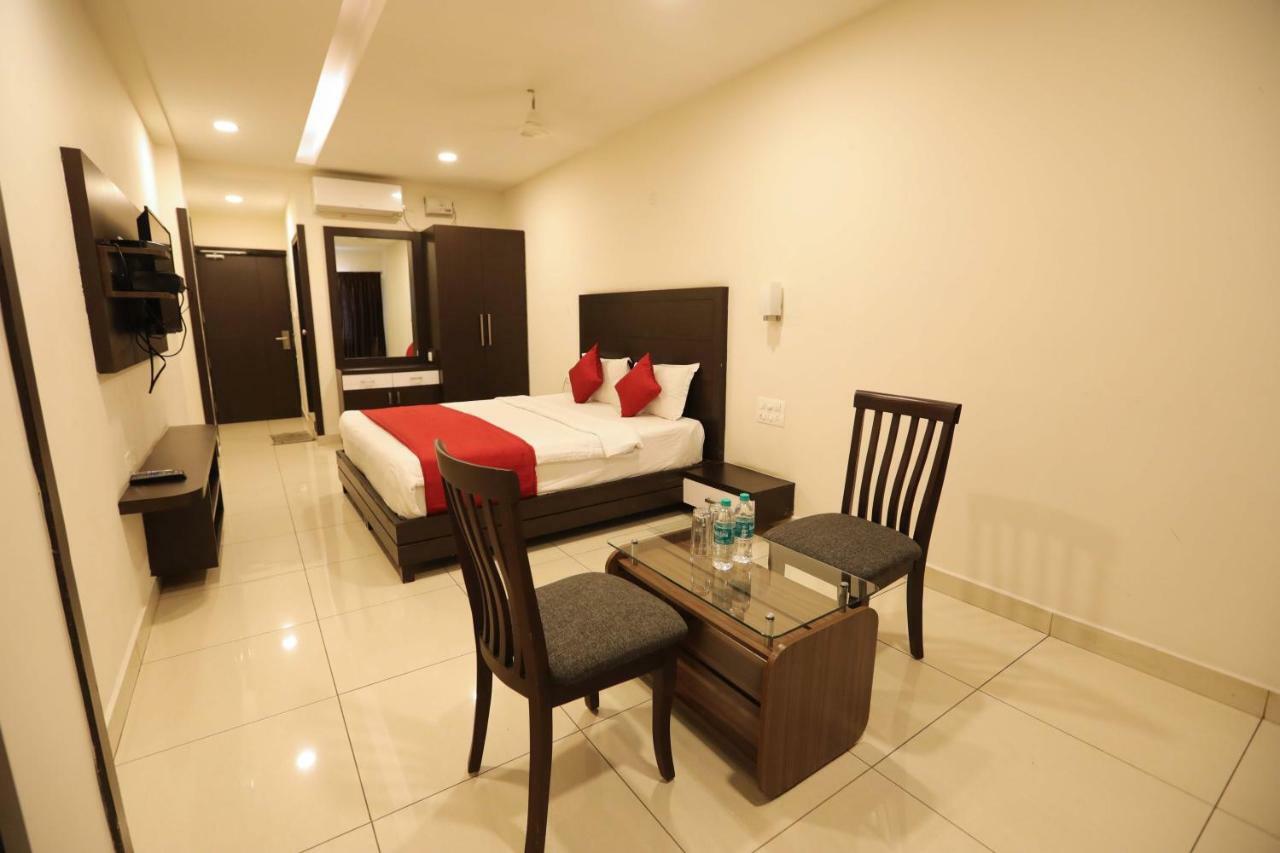 Traders Hotel - Kankanady, Mangalore Extérieur photo